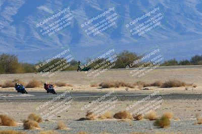 media/Jan-08-2022-SoCal Trackdays (Sat) [[1ec2777125]]/Turn 15 Inside (950am)/